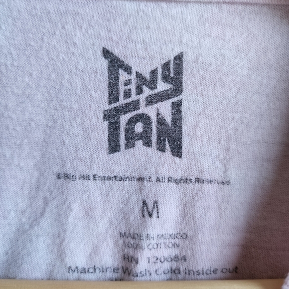 BTS TinyTAN Short Sleeve shirt size M - Picture 6 of 9